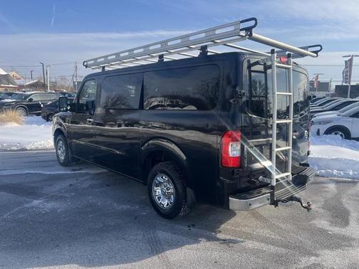 2017 Nissan NV Passenger NV3500 HD SL V8