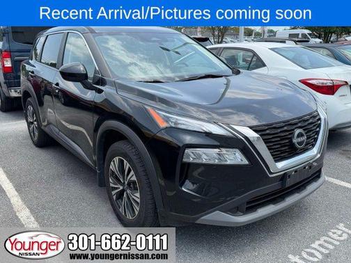 Super Black 2023 Nissan Rogue SV