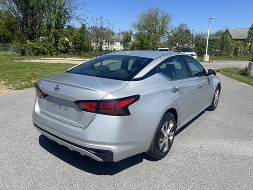 2020 Nissan Altima S FWD