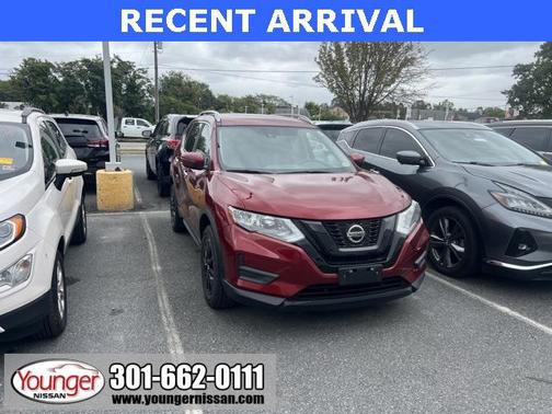 2020 Nissan Rogue SV