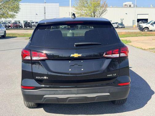 Mosaic Black Metallic 2023 Chevrolet Equinox 1LT