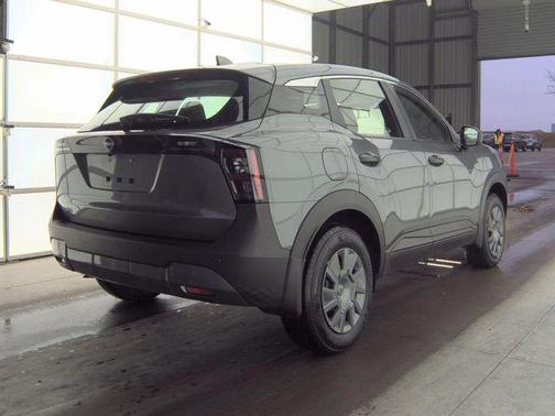 Gun Metallic 2025 Nissan Kicks S
