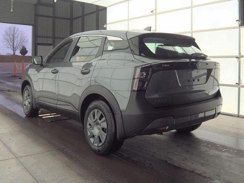 Gun Metallic 2025 Nissan Kicks S
