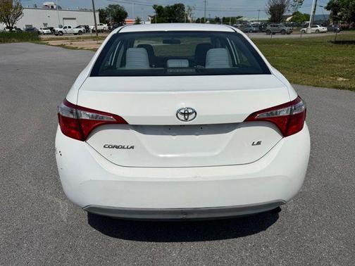 Super White 2016 Toyota Corolla LE