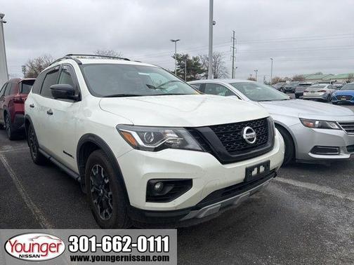 Pearl White Tricoat 2020 Nissan Pathfinder SL 4WD