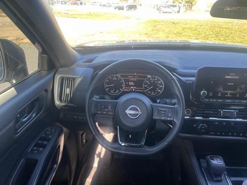 2024 Nissan Pathfinder Rock Creek 4WD