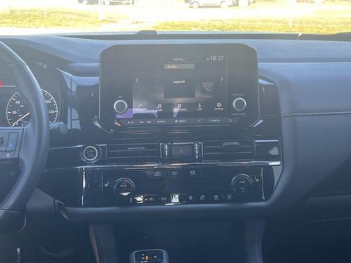 2024 Nissan Pathfinder Rock Creek 4WD