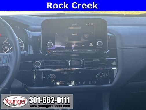 2024 Nissan Pathfinder Rock Creek 4WD