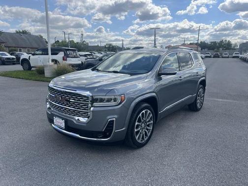 2022 GMC Acadia Denali