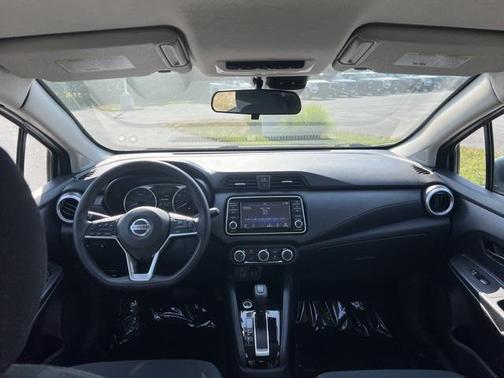 2020 Nissan Versa 1.6 S