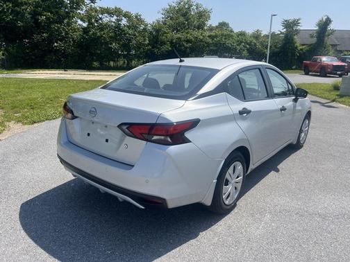 2023 Nissan Versa 1.6 S