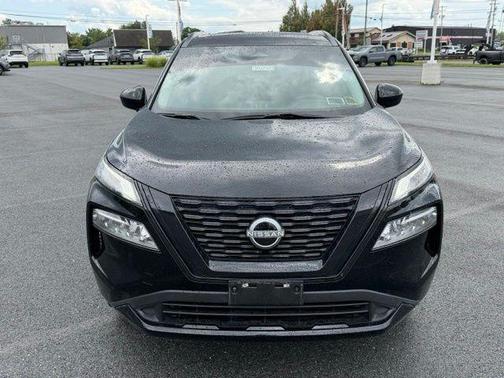 Super Black 2023 Nissan Rogue SV