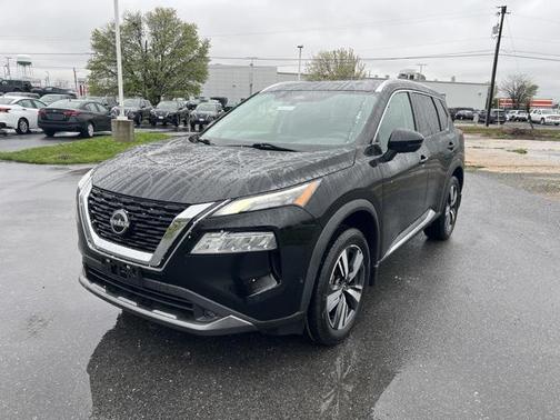 Super Black 2022 Nissan Rogue SL