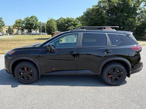 Super Black 2026 Nissan Rogue Rock Creek
