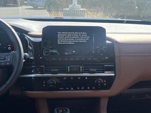 2025 Nissan Pathfinder Platinum 4WD