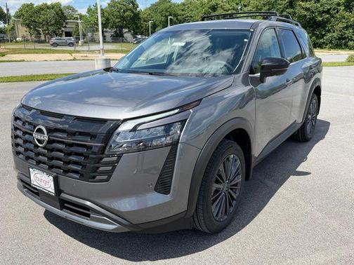 Gun Metallic 2026 Nissan Pathfinder SL