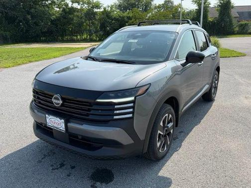 Gun Metallic 2026 Nissan Kicks SV