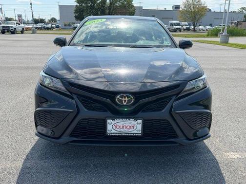 Midnight Black Metallic 2023 Toyota Camry SE