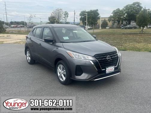 2025 Nissan Kicks S