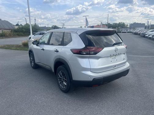 2025 Nissan Rogue S