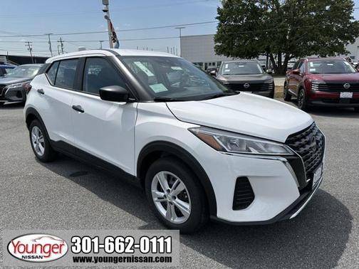 2025 Nissan Kicks S