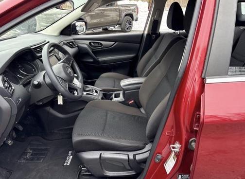 2022 Nissan Rogue Sport S