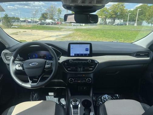 2021 Ford Escape Titanium