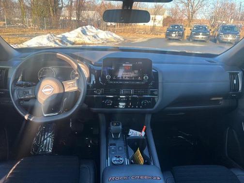 2024 Nissan Pathfinder Rock Creek 4WD