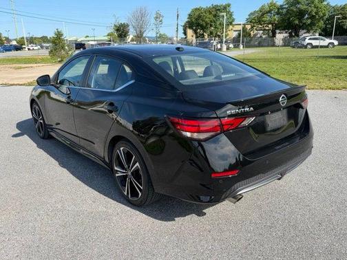 Super Black 2022 Nissan Sentra SR
