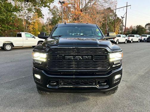 2020 RAM 2500 Limited Crew Cab 4X4 6'4' Box