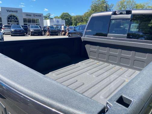 2025 RAM 2500 Laramie Crew Cab 4x4 6'4' Box