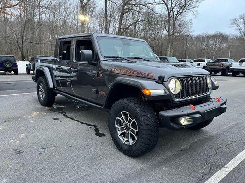 2024 Jeep Gladiator Mojave X