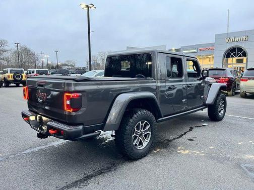 2024 Jeep Gladiator Mojave X