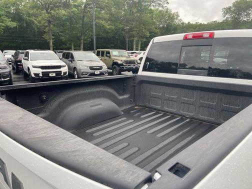 2025 RAM 2500 Tradesman Crew Cab 4x4 6'4' Box