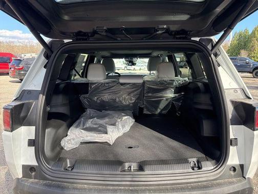 Bright White Clearcoat 2026 Jeep Cherokee Limited