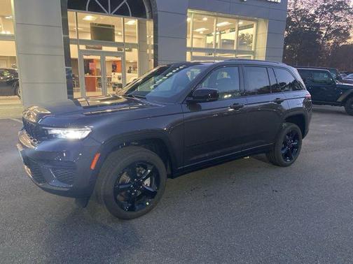 2025 Jeep Grand Cherokee Altitude