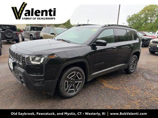 Diamond Black Crystal Pearlcoat 2026 Jeep Cherokee Laredo 4x4