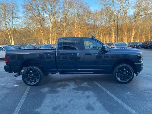 2025 RAM 2500 Laramie Crew Cab 4x4 6'4' Box