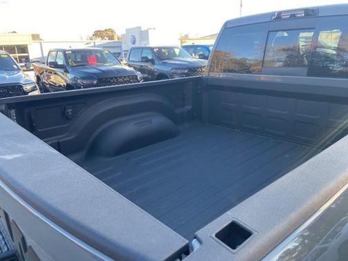 2025 RAM 2500 Laramie Crew Cab 4x4 6'4' Box