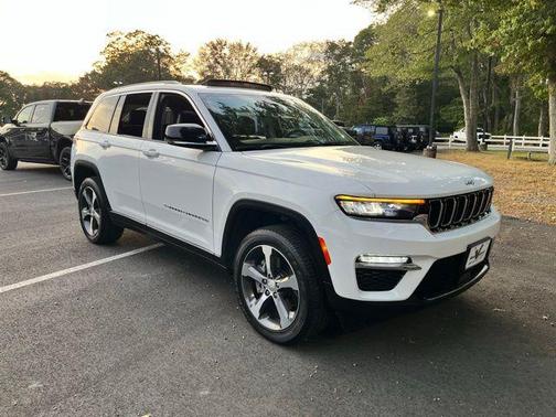 2023 Jeep Grand Cherokee 4xe Base