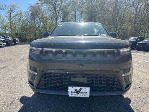 High Gloss Black 2026 Jeep Grand Wagoneer Limited Altitude 4x4