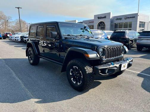 Black Clearcoat 2024 Jeep Wrangler 4xe Rubicon X