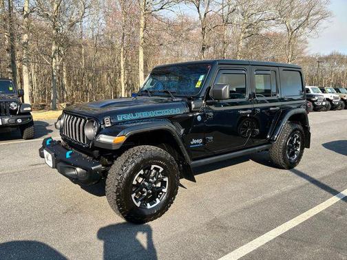 Black Clearcoat 2024 Jeep Wrangler 4xe Rubicon X