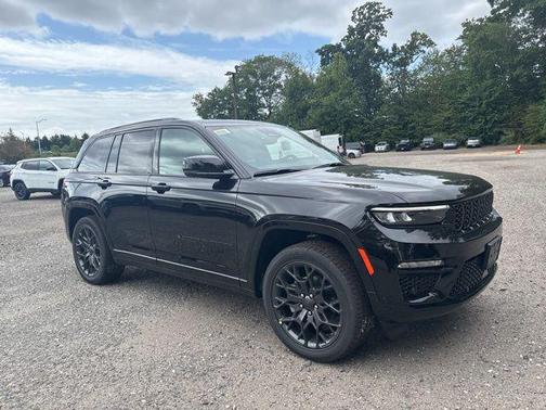 2025 Jeep Grand Cherokee Summit