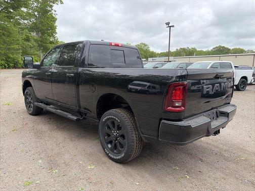 Diamond Black Crystal Pearlcoat 2026 RAM 2500 Black Express Crew Cab 4x4 6'4' Box
