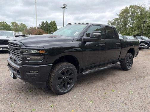 Diamond Black Crystal Pearlcoat 2026 RAM 2500 Black Express Crew Cab 4x4 6'4' Box