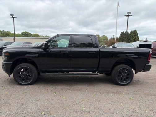 Diamond Black Crystal Pearlcoat 2026 RAM 2500 Black Express Crew Cab 4x4 6'4' Box