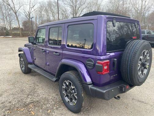 2026 Jeep Wrangler 4-Door Sahara 4x4