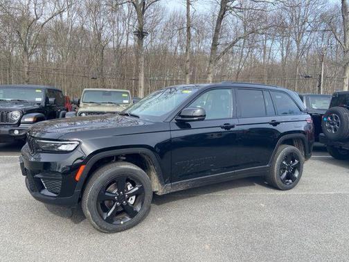 2025 Jeep Grand Cherokee Altitude