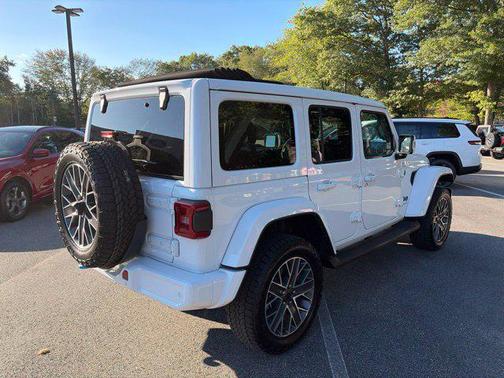 Bright White Clearcoat 2024 Jeep Wrangler 4xe High Altitude